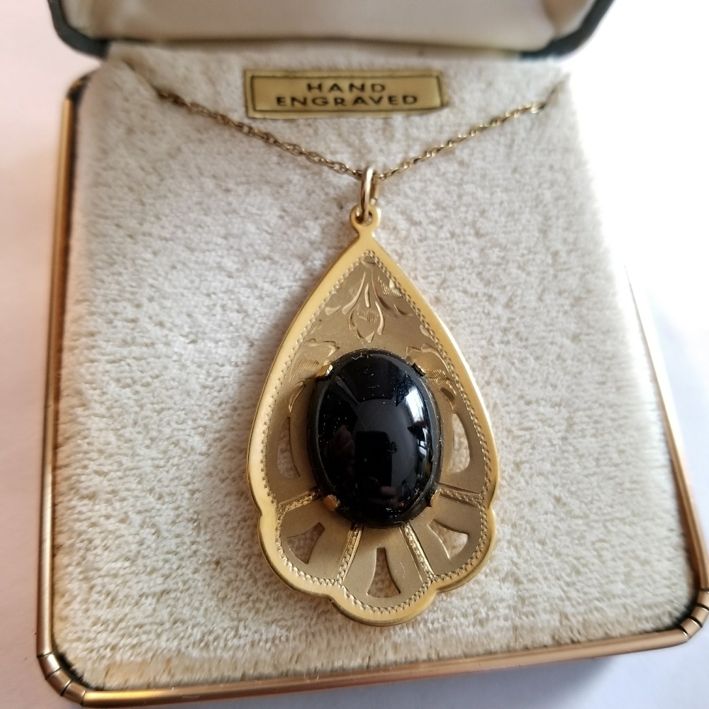 Relisted -Vintage Theda necklace in box onyx gold filled - Picture 2 of 12